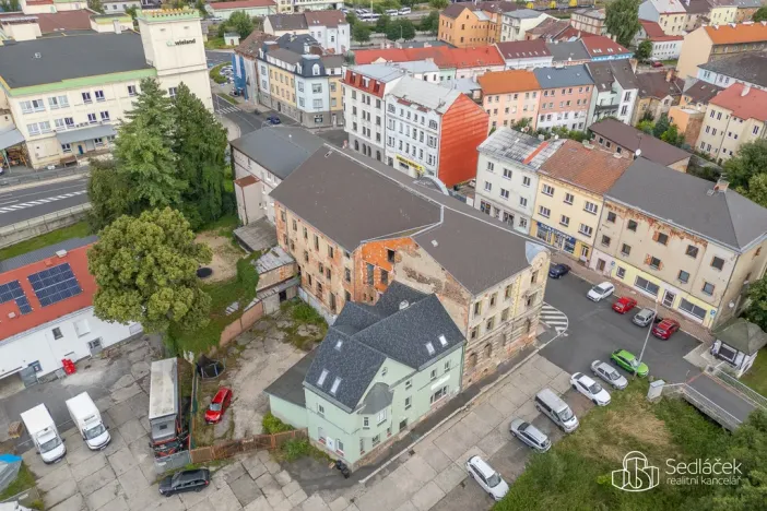 Prodej komerční nemovitosti, Sokolov, Nádražní, 1600 m2