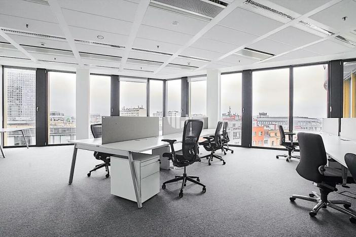 Pronájem kanceláře, Praha - Nusle, Pikrtova, 989 m2