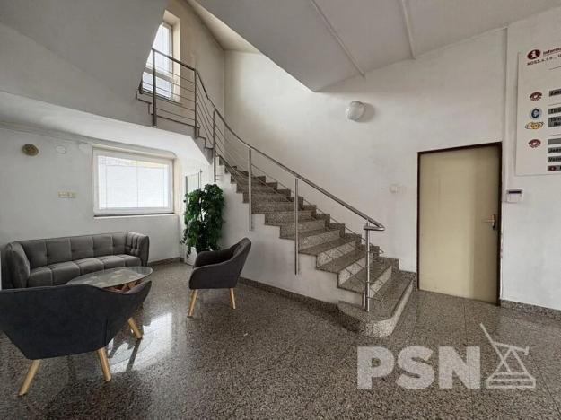 Pronájem kanceláře, Brno, U vlečky, 67 m2