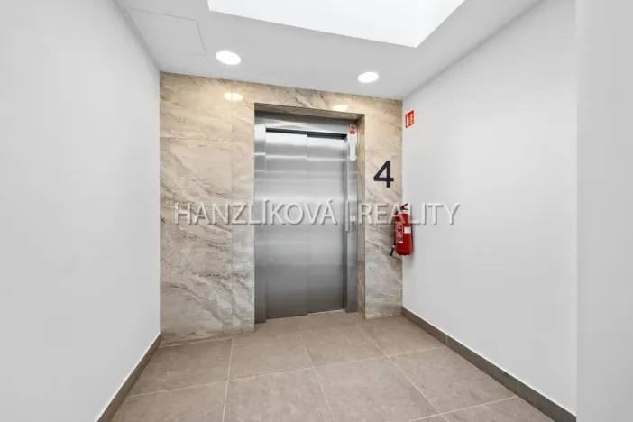 Pronájem bytu 3+kk, České Budějovice - České Budějovice 2, Branišovská, 75 m2