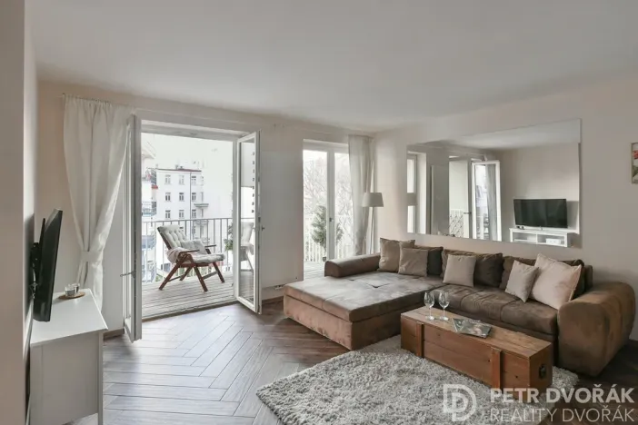 Pronájem bytu 3+kk, Praha - Vinohrady, Záhřebská, 68 m2