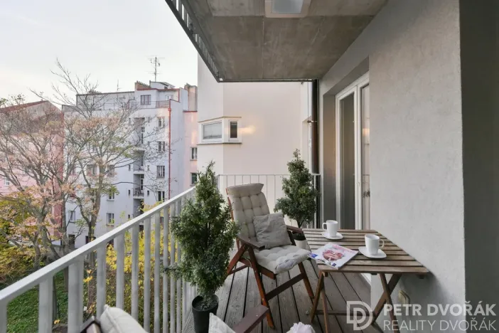 Pronájem bytu 3+kk, Praha - Vinohrady, Záhřebská, 68 m2