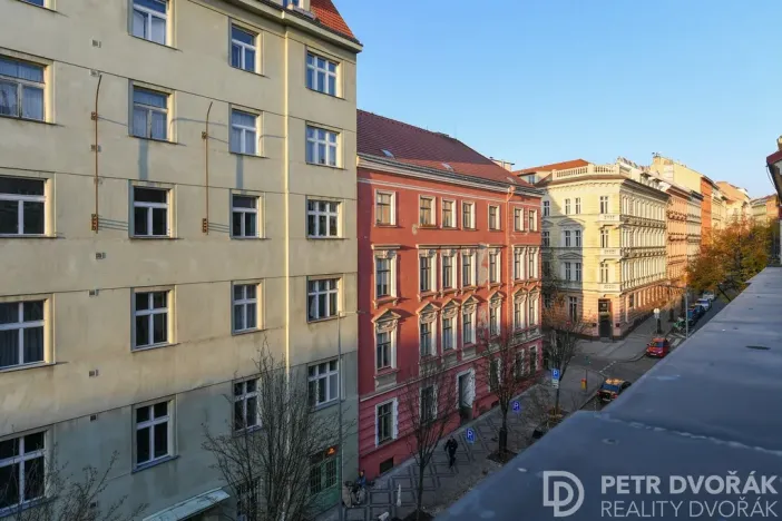 Pronájem bytu 3+kk, Praha - Vinohrady, Záhřebská, 68 m2