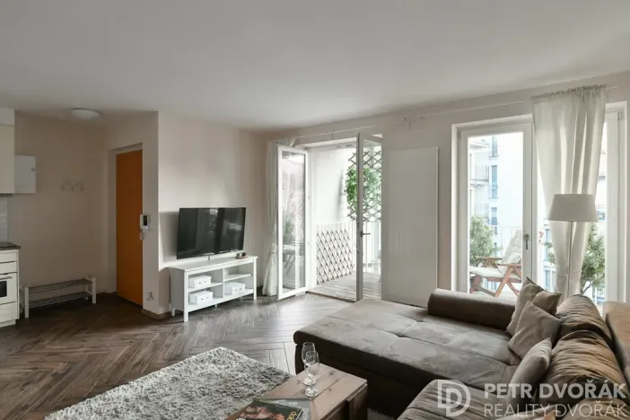 Pronájem bytu 3+kk, Praha - Vinohrady, Záhřebská, 68 m2