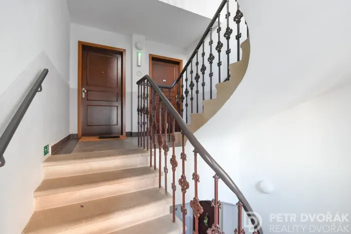 Pronájem bytu 3+kk, Praha - Vinohrady, Záhřebská, 68 m2