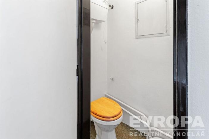 Prodej rodinného domu, Podbrdy, 220 m2