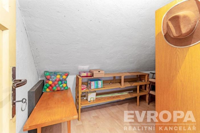 Prodej rodinného domu, Podbrdy, 220 m2