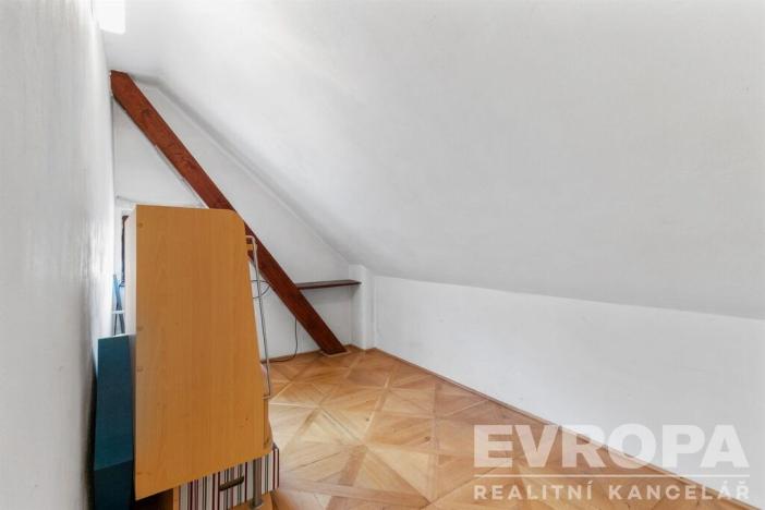 Prodej rodinného domu, Podbrdy, 220 m2