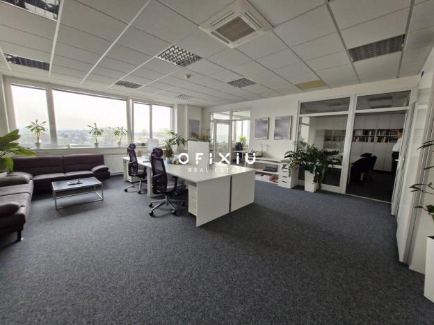 Pronájem kanceláře, Brno, Tuřanka, 340 m2