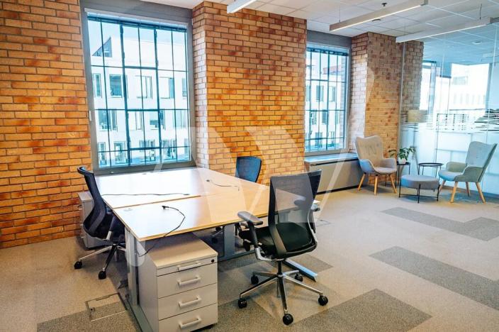 Pronájem kanceláře, Praha - Holešovice, Jankovcova, 93 m2