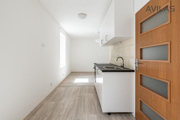 Prodej bytu 1+kk, Zvěstov - Roudný, 27 m2