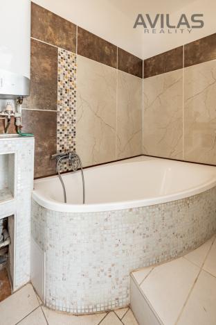 Prodej bytu 1+kk, Zvěstov - Roudný, 27 m2