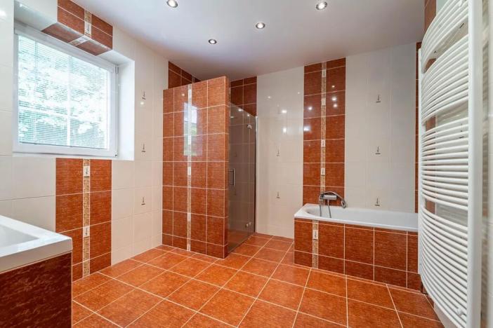 Prodej rodinného domu, Babice, Honzíkova, 389 m2