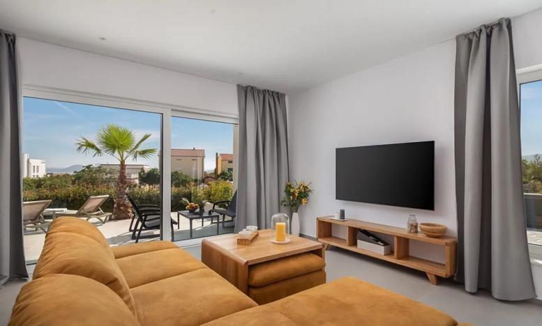 Prodej vily, Vodice, 332 m2