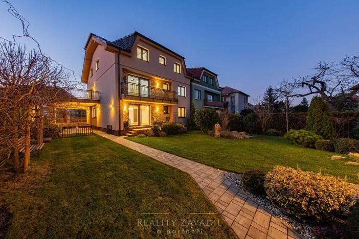 Prodej ubytování, Praha - Sedlec, Při hranici, 314 m2