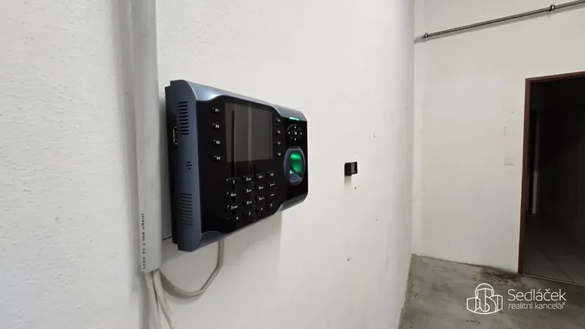 Pronájem obchodního prostoru, Sokolov, Trocnovská, 876 m2