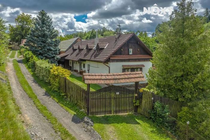 Prodej vícegeneračního domu, Neveklov, 200 m2