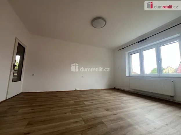 Pronájem bytu 2+1, Velvary, Na Průhoně, 70 m2