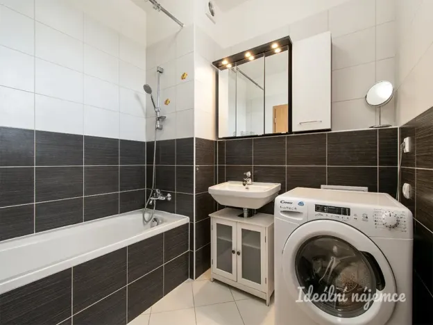 Pronájem bytu 3+kk, Praha - Střížkov, Zakšínská, 77 m2