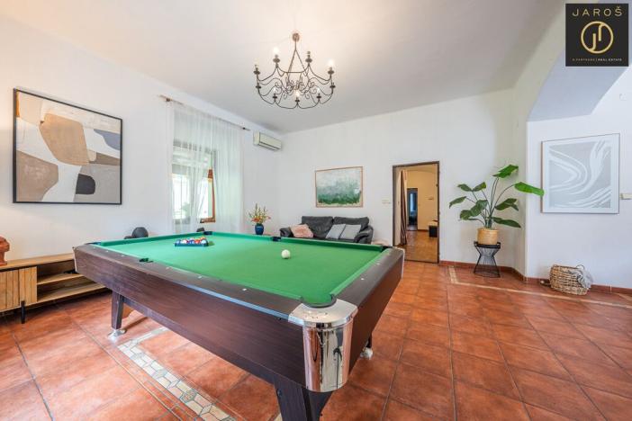 Prodej vily, Roztoky, 300 m2