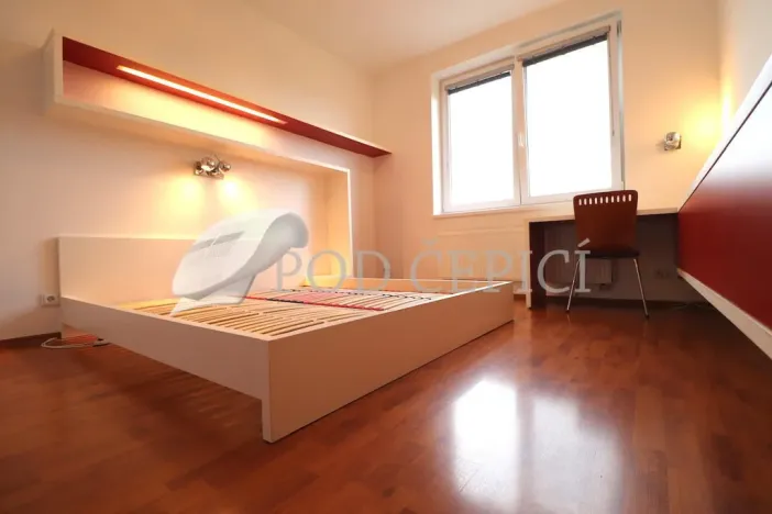 Pronájem bytu 2+kk, Brno - Lesná, Dusíkova, 64 m2