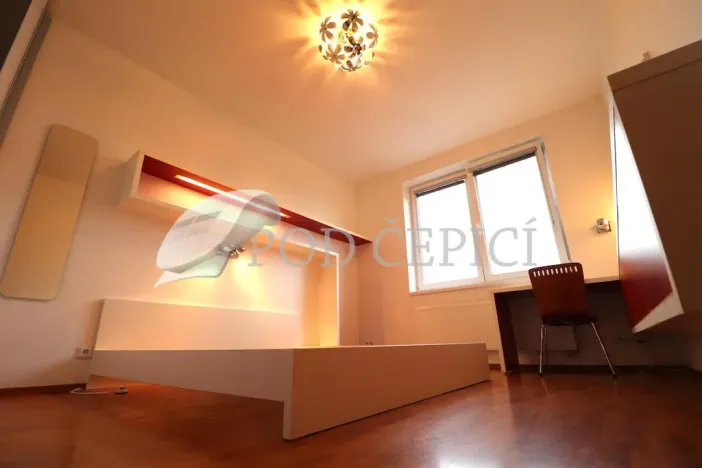 Pronájem bytu 2+kk, Brno - Lesná, Dusíkova, 64 m2