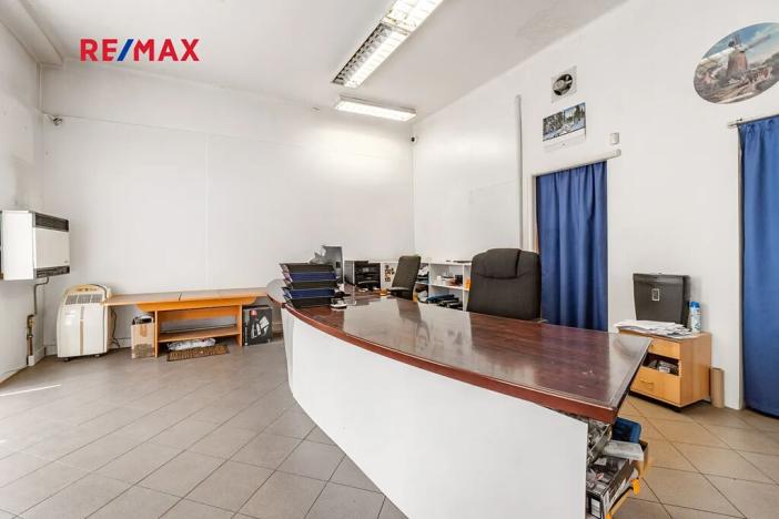 Prodej obchodního prostoru, Praha - Vysočany, Novovysočanská, 45 m2