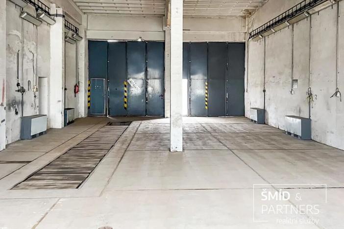 Pronájem skladu, Vrátkov, 1170 m2