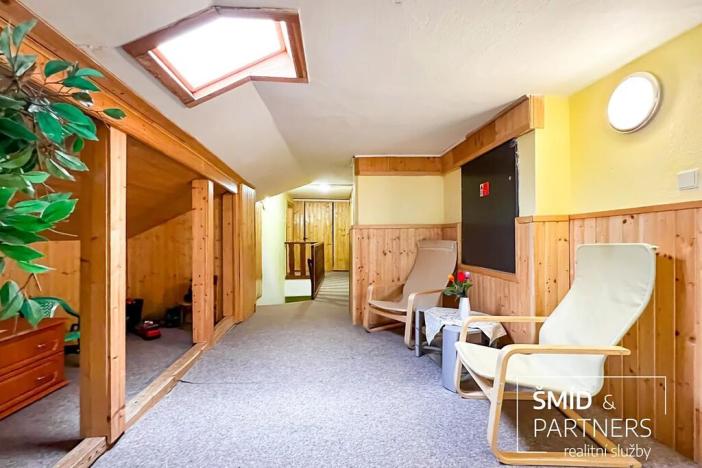 Prodej rodinného domu, Hraběšice, 788 m2