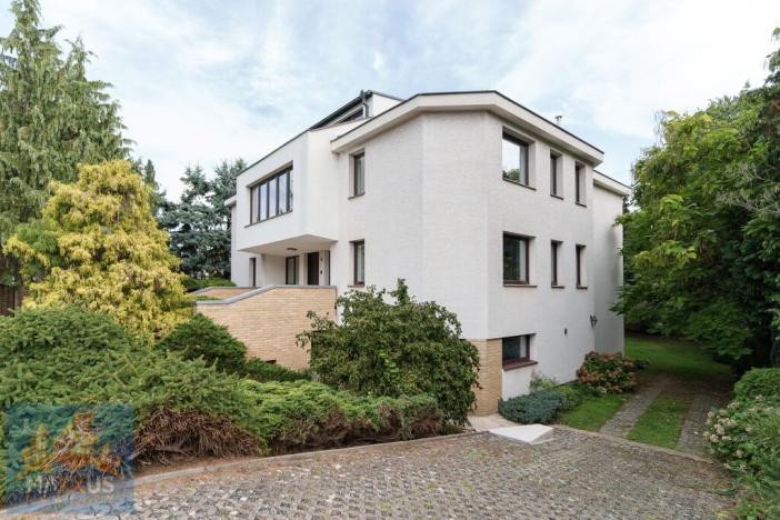 Pronájem rodinného domu, Praha - Lhotka, Na dlouhé mezi, 436 m2