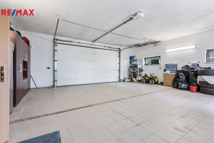 Prodej zemědělské usedlosti, Nová Role - Mezirolí, 900 m2