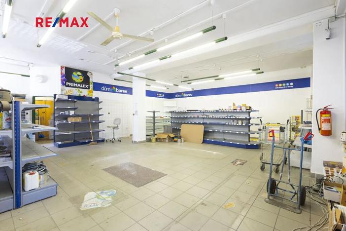 Pronájem obchodního prostoru, Pardubice, Erno Košťála, 90 m2