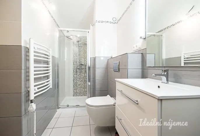 Pronájem bytu 6+kk a větší, Praha - Královice, K Uhříněvsi, 221 m2