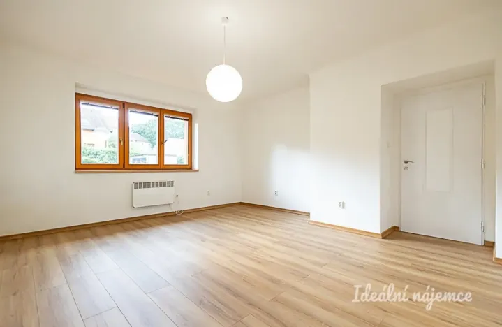 Pronájem bytu 6+kk a větší, Praha - Královice, K Uhříněvsi, 221 m2