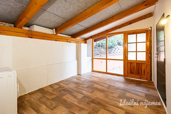 Pronájem bytu 6+kk a větší, Praha - Královice, K Uhříněvsi, 221 m2