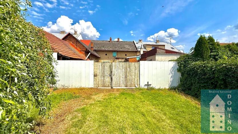 Prodej rodinného domu, Záříčí, 219 m2