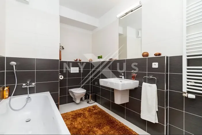 Prodej bytu 4+kk, Praha - Dolní Měcholupy, Honzíkova, 113 m2