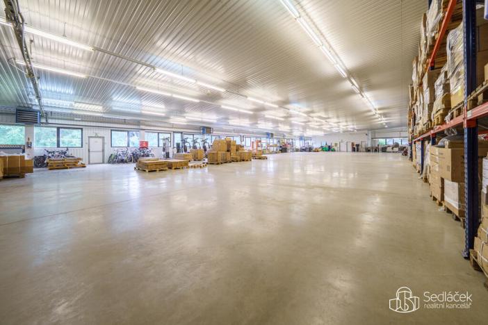 Prodej výrobních prostor, Krásno, Kladenská, 4900 m2