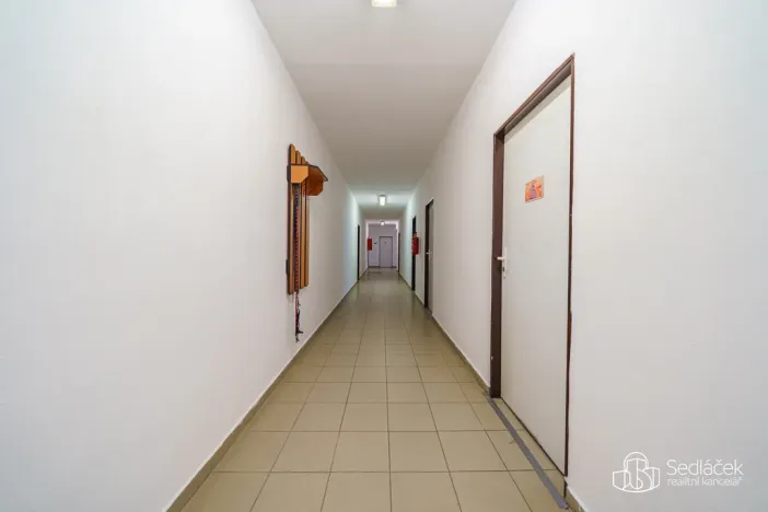 Prodej výrobních prostor, Krásno, Kladenská, 4900 m2