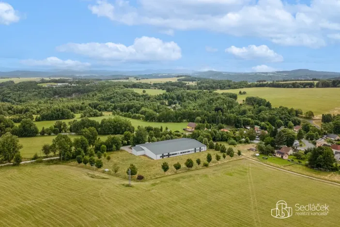 Prodej výrobních prostor, Krásno, Kladenská, 4900 m2