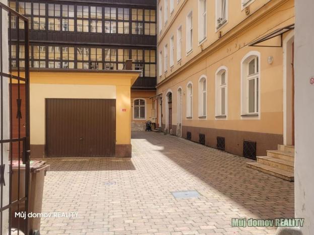 Prodej komerční nemovitosti, Praha - Nové Město, U půjčovny, 80 m2