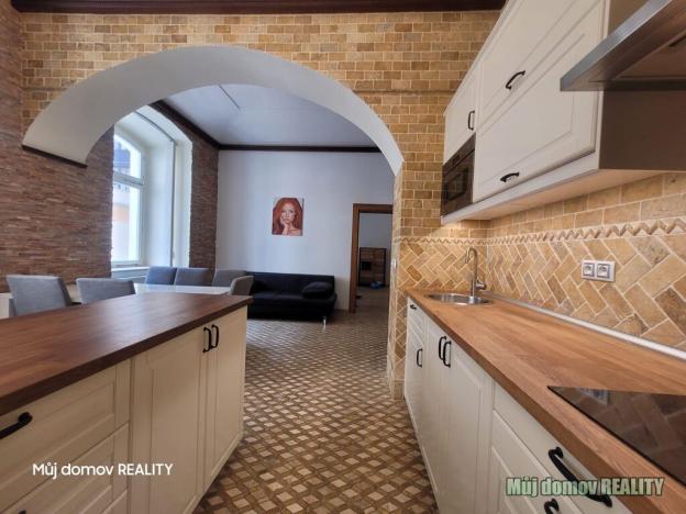 Prodej komerční nemovitosti, Praha - Nové Město, U půjčovny, 80 m2