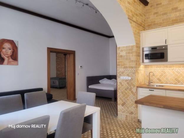 Prodej komerční nemovitosti, Praha - Nové Město, U půjčovny, 80 m2