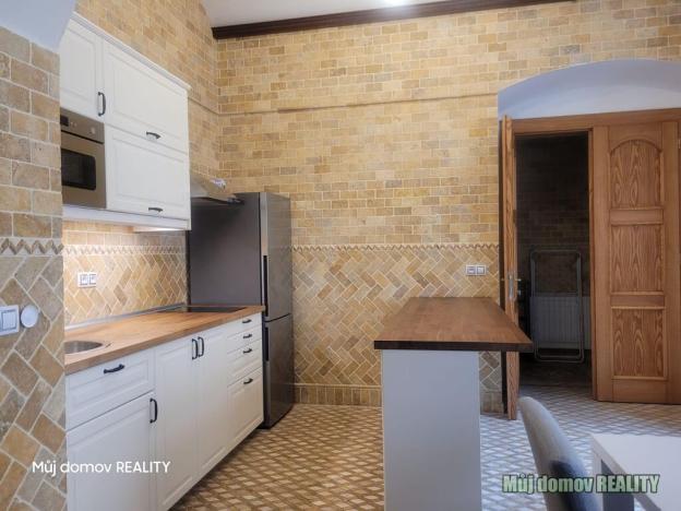 Prodej komerční nemovitosti, Praha - Nové Město, U půjčovny, 80 m2