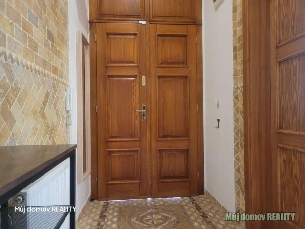 Prodej komerční nemovitosti, Praha - Nové Město, U půjčovny, 80 m2