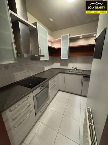 Pronájem bytu 3+kk, Opava, Horní náměstí, 109 m2