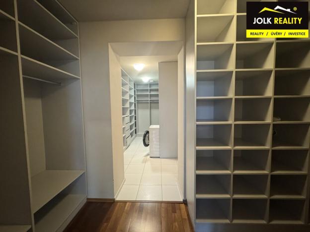 Pronájem bytu 3+kk, Opava, Horní náměstí, 109 m2