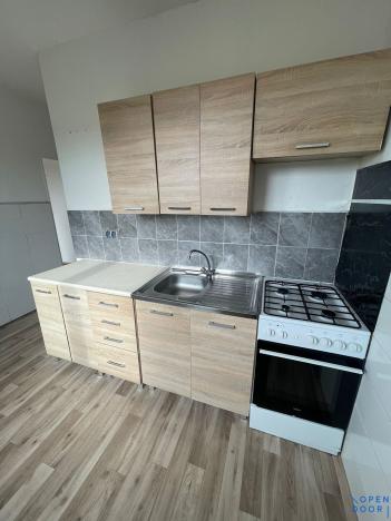 Pronájem bytu 2+1, Kadaň, Chomutovská, 51 m2