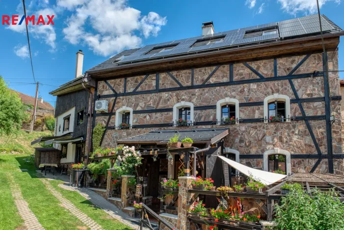 Prodej rodinného domu, Všechlapy, 200 m2