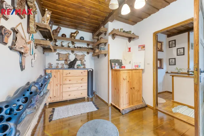 Prodej rodinného domu, Všechlapy, 200 m2